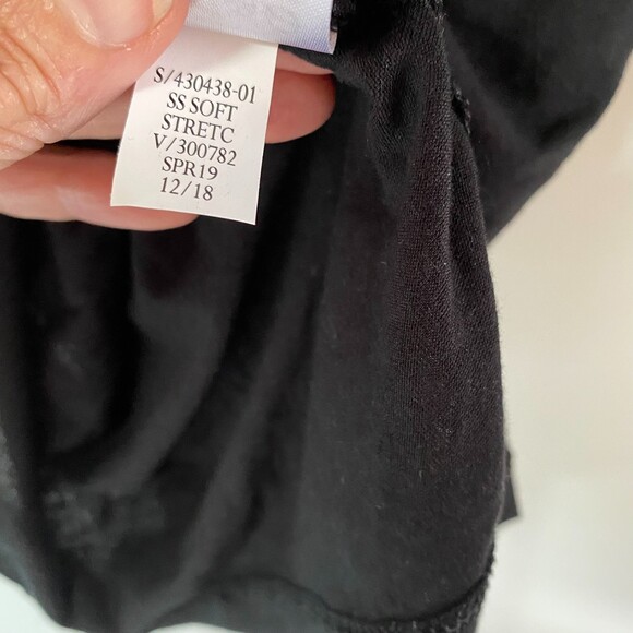 Banana Republic NWT Black Top Crew Neck Rouched Side Detail  Size XXS - Picture 2 of 5